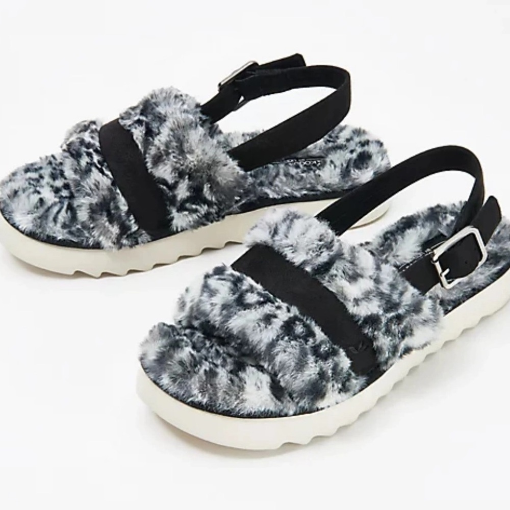 Koolaburra Ugg White & Black Snow Leopard Cheetah Slides - Picture 13 of 13